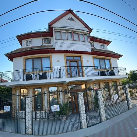 Casa Ellamy Hotel 2 Mai Exterior foto